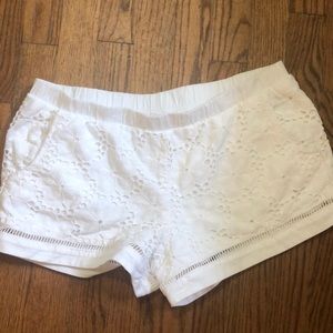 Lilly Pulitzer White Eyelet Summer Shorts. Size M